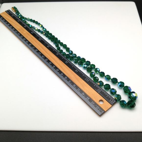 Dark Green Crystal Necklace, Aurora Borealis, Rhinestone Clasp, 1960s Vintage - Picture 6 of 10